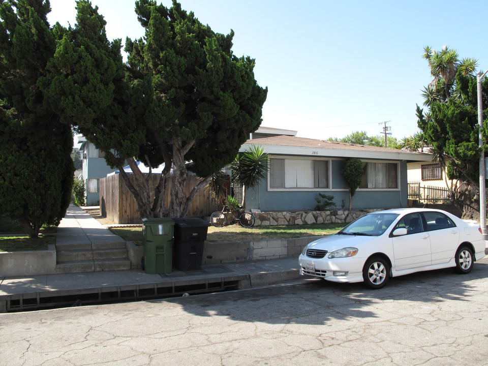 2816 W Ramona Rd in Alhambra, CA - Building Photo