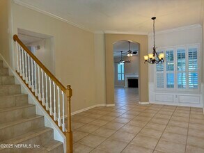 12196 Lake Fern Dr in Jacksonville, FL - Building Photo - Building Photo