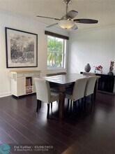 671 Vista Meadows Dr in Weston, FL - Building Photo - Building Photo