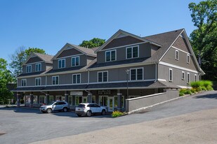 2081-2083 Albany Post Rd in Montrose, NY - Building Photo