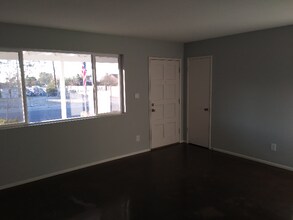 9411 S 4th Ave in Phoenix, AZ - Building Photo - Building Photo