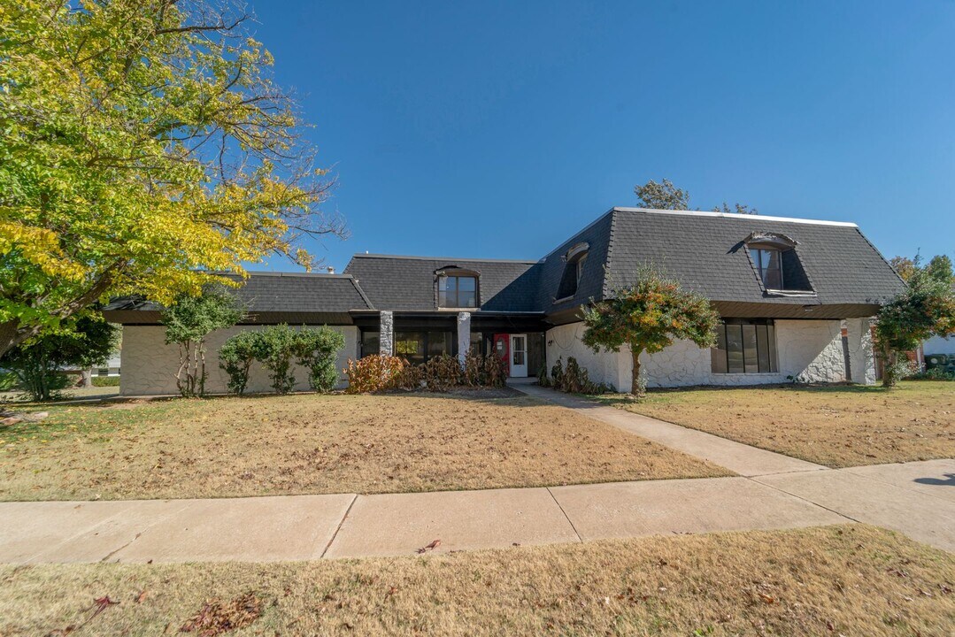3120 Shadybrook Dr in Midwest City, OK - Building Photo