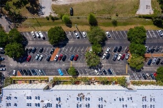 701 S Madison Ave in Clearwater, FL - Foto de edificio - Building Photo