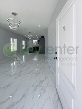 823 N Woodson Ave in Edinburg, TX - Foto de edificio - Building Photo