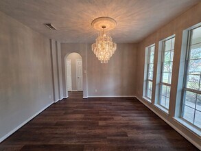 20782 Oakhurst Trails Dr in Porter, TX - Foto de edificio - Building Photo