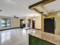 3897 Cocoplum Cir, Unit 3512 in Coconut Creek, FL - Building Photo - Building Photo