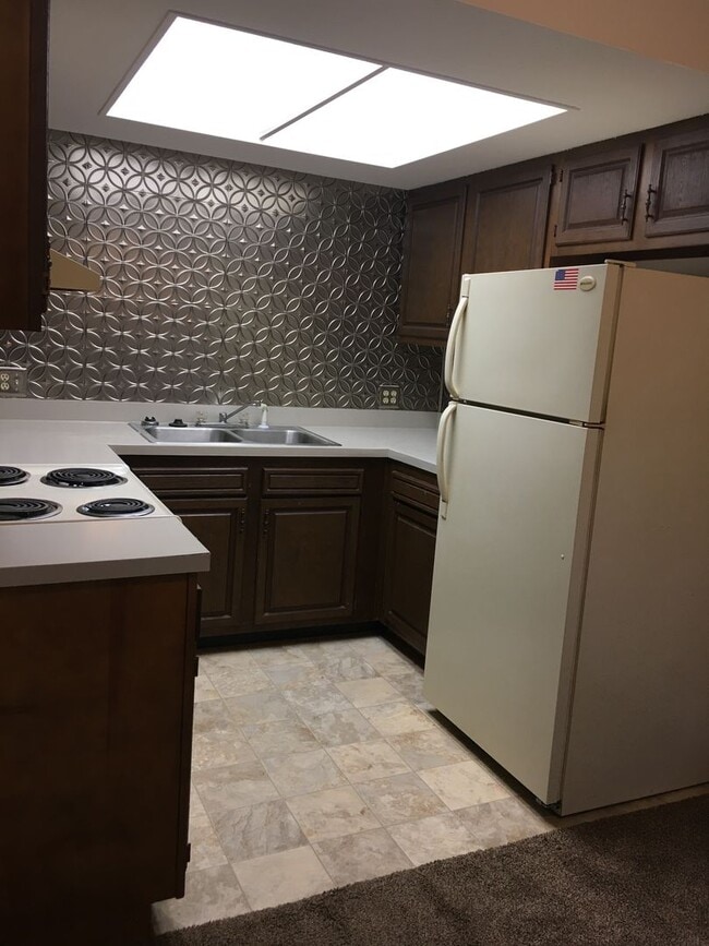 807 Mitchell Ave in Beverly, OH - Building Photo - Building Photo