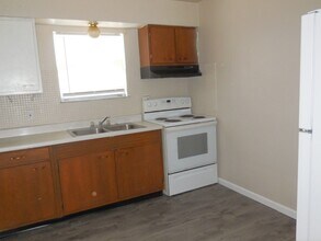 1100 Arrowhead Dr in Collinsville, IL - Building Photo - Building Photo