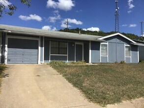 908 Traci Dr in Copperas Cove, TX - Building Photo - Building Photo