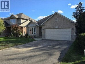 4900 Cameron Ave in Lincoln, ON - Building Photo - Building Photo