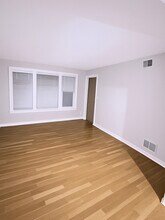 4701 N Kilbourn Ave in Chicago, IL - Building Photo - Building Photo