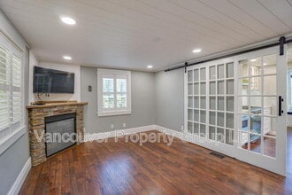 2530 SW 6th Ave in Camas, WA - Building Photo - Building Photo