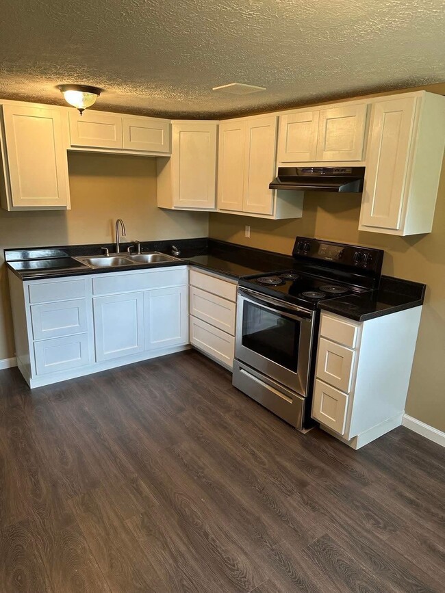 205 Bandy Branch Rd in Sandy Hook, KY - Building Photo - Building Photo