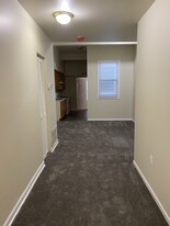 1230 18th Pl NE, Unit 3 Apartments