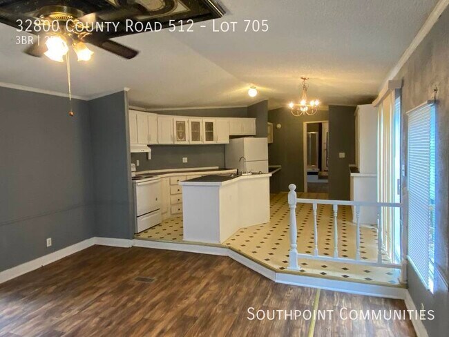 32800 Co Rd 512 in Sidon, MS - Foto de edificio - Building Photo