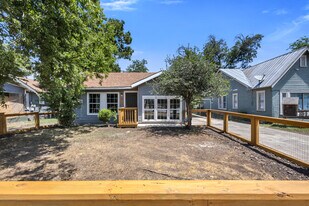 915 Canton in San Antonio, TX - Building Photo