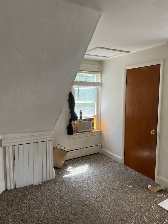 122 Meredith Ave, Unit 3