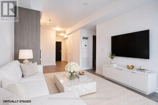 75 James St S in Hamilton, ON - Building Photo