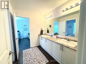 1003 Green St in Innisfil, ON - Building Photo - Building Photo