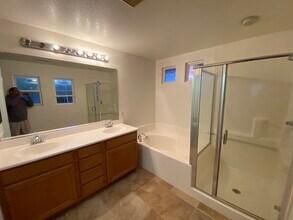 1648 Rigel St in Beaumont, CA - Foto de edificio - Building Photo