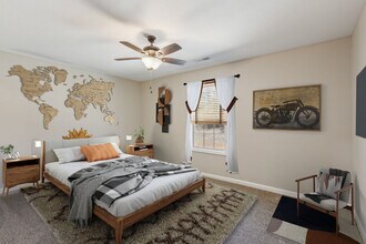 Center Pointe Townhomes in Clarksville, TN - Building Photo - Building Photo