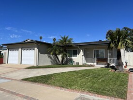 3064 Luna Ave in San Diego, CA - Building Photo