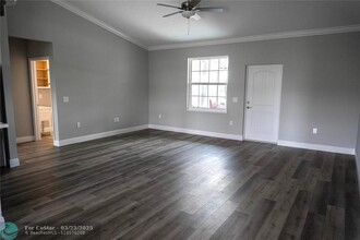 528 SE 35th Terrace in Okeechobee, FL - Foto de edificio - Building Photo