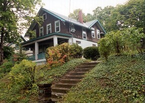 107 Elmwood Ave in Ithaca, NY - Building Photo