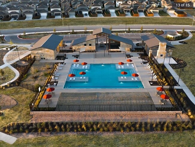 121 Gracie Wy in Hutto, TX - Building Photo - Building Photo