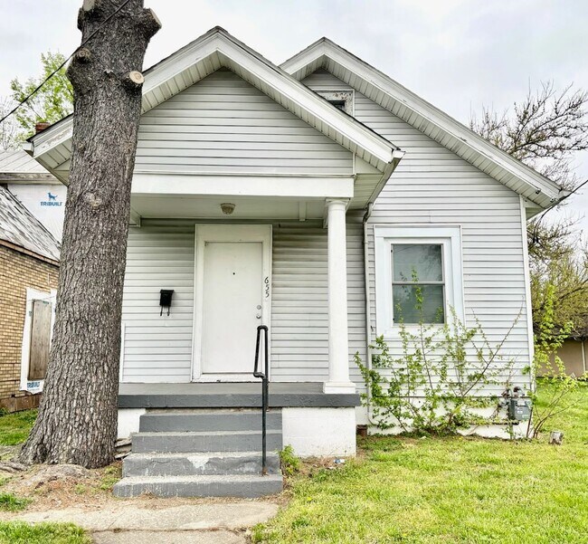 property at 655 S 27th St