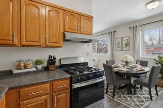 Hillcrest Apartments in Trenton, NJ - Building Photo - Building Photo