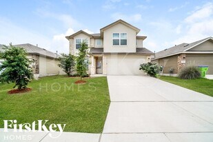 8715 Ritter Lodge in San Antonio, TX - Building Photo