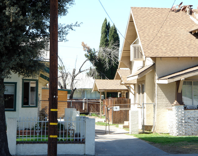 1064 N D St in San Bernardino, CA - Building Photo - Building Photo