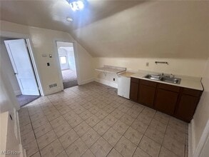 3351 Desota Ave in Cleveland Heights, OH - Building Photo - Building Photo