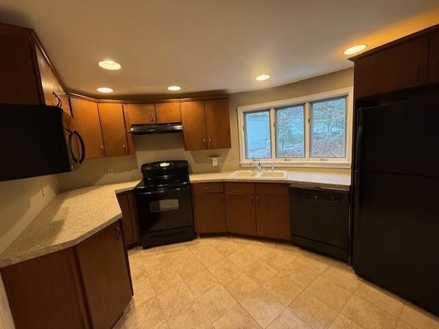 4 Prospect Hill Rd in Sunapee, NH - Building Photo - Building Photo