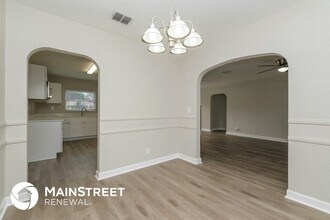 114 N Meteor Ave in Clearwater, FL - Foto de edificio - Building Photo