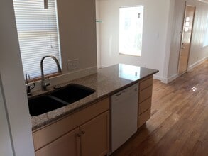 1307 W 7th St in Roswell, NM - Building Photo - Building Photo