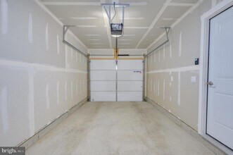 14 Trotting Rd in Inwood, WV - Building Photo - Building Photo