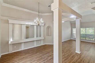 200 Hawthorne Dr in Murphy, TX - Building Photo - Building Photo