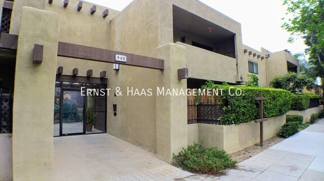 property at 940 E 3rd St