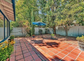 1540 Brentwood Ct in Walnut Creek, CA - Building Photo