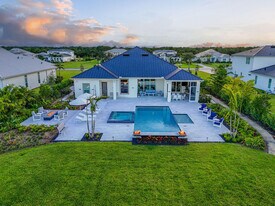 20017 SE Bridgewater Dr in Jupiter, FL - Building Photo