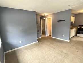 402 Terry St in Wildwood, FL - Building Photo - Building Photo