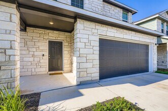 157 LT Rusty Dr in Jarrell, TX - Building Photo - Building Photo