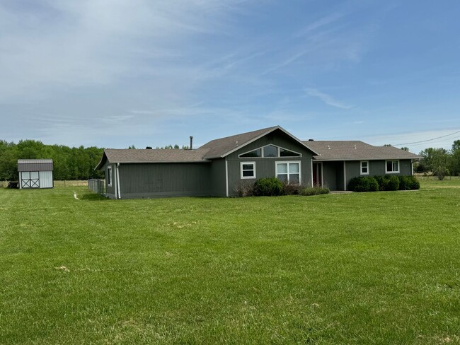 3119 Habberton Rd in Springdale, AR - Foto de edificio - Building Photo