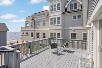 210 Broadway in Milford, CT - Building Photo - Building Photo