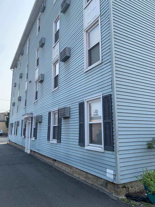 property at 13 Park Pl