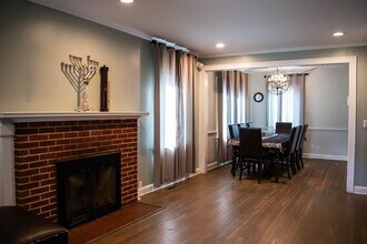 1768 Ella T Grasso Blvd in New Haven, CT - Building Photo - Building Photo