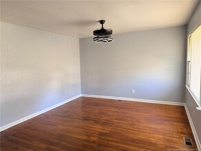 6025 Elstree Pl in Fayetteville, NC - Building Photo - Building Photo