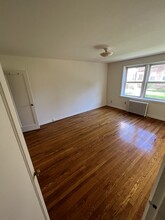 175 Union Ave, Unit A in Rutherford, NJ - Building Photo - Building Photo